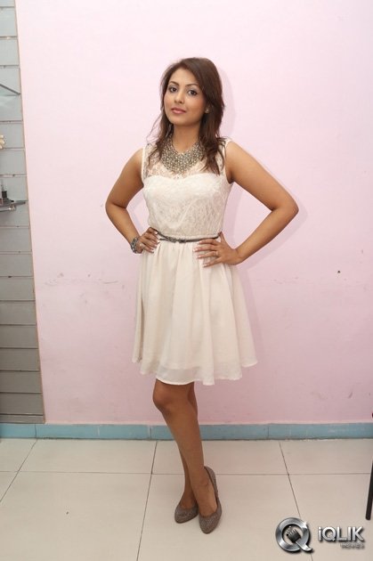 Madhu-Shalini-Latest-Photo-Shoot